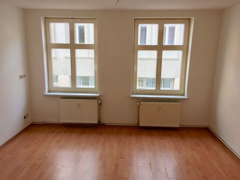 Gemütliche und helle 2,5-Zimmer Wohnung (1.OG) zentral in Parchim